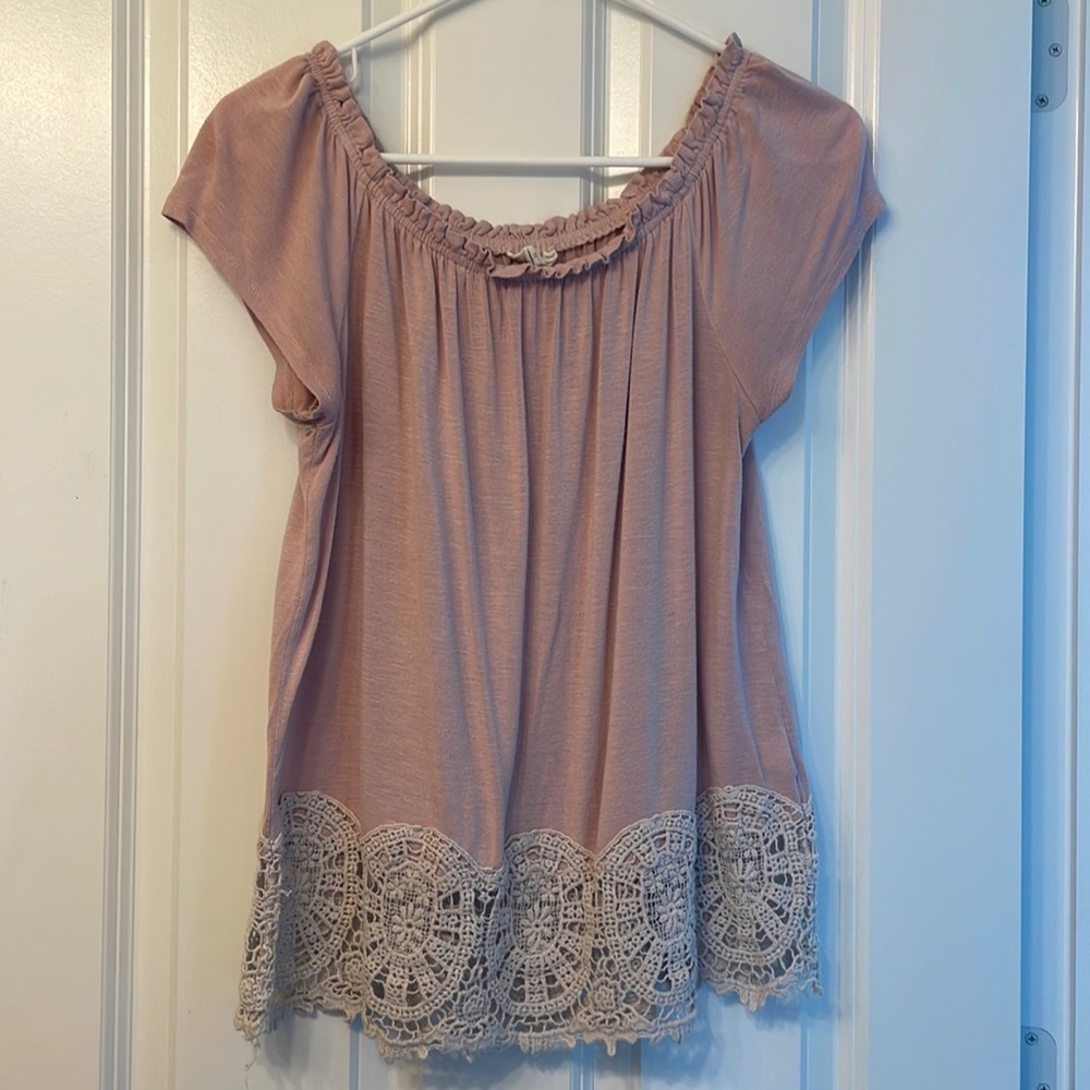 Mauve/pink shirt